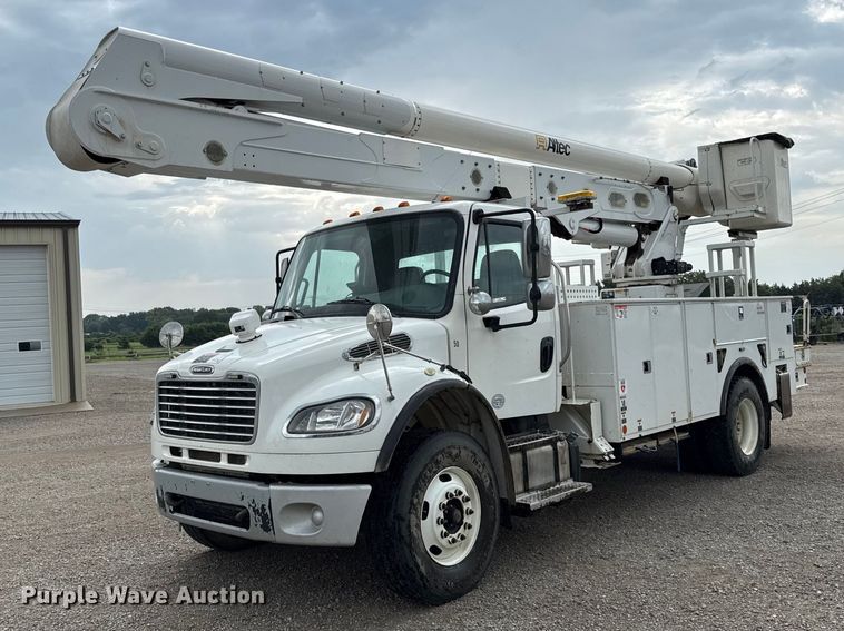 2015 Freightliner Business Class M2 106 bucket truck - EV6056
