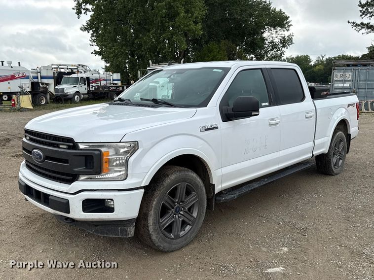 2020 Ford F150 Crew Cab pickup truck - EV6066