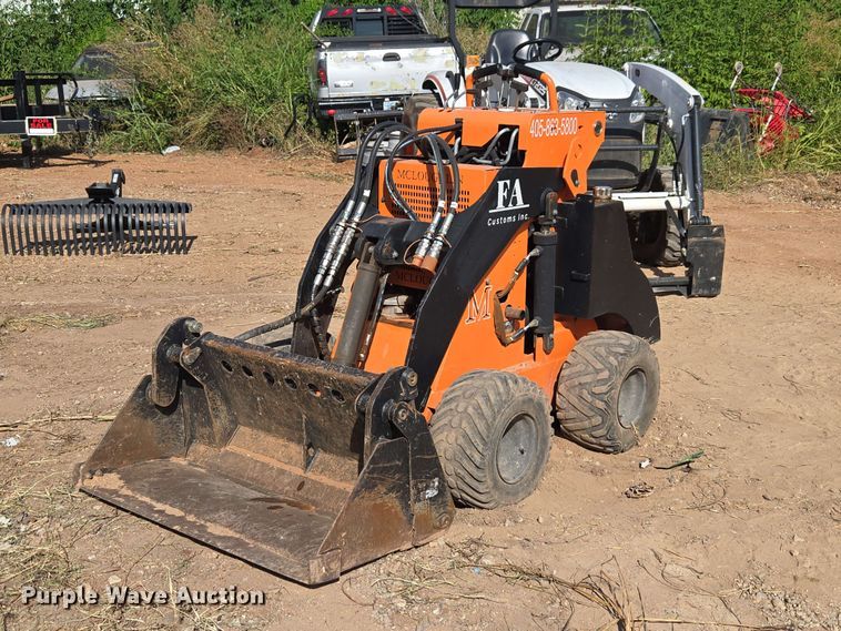 2020 McLaughlin Outalw D compact utility loader - EW8551