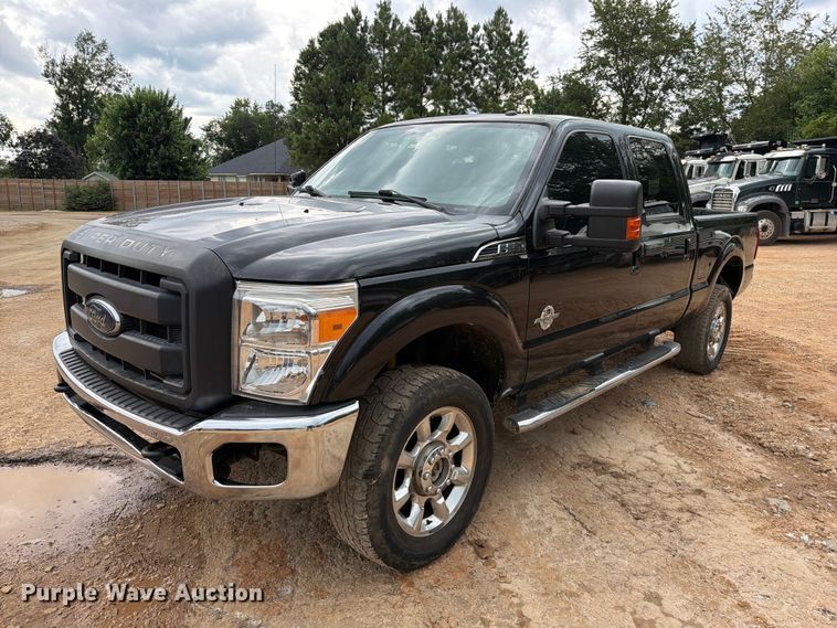 2014 Ford F250 Super Duty Crew Cab pickup truck - EX2573