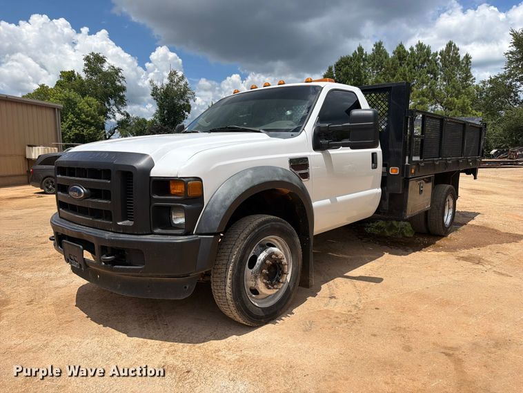 2010 Ford F-550 flatbed truck - EX2574