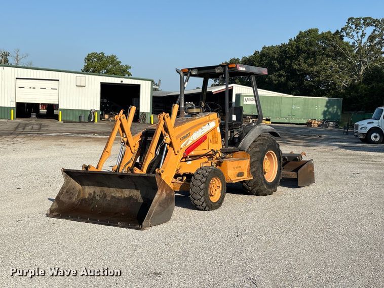 2010 Case 570MXT landscape tractor - FG0545
