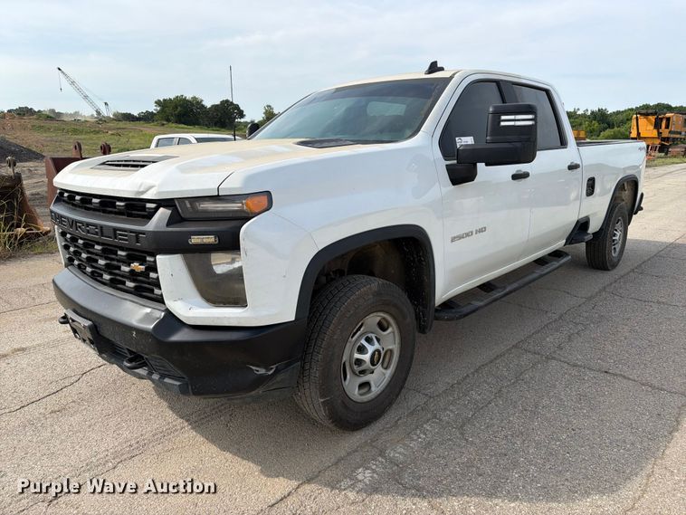 2020 Chevrolet Silverado 2500HD Crew Cab pickup truck - FI0314