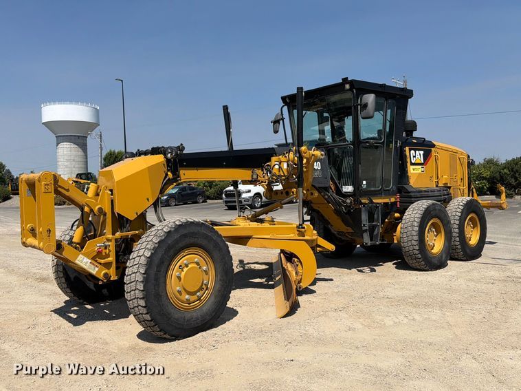 2019 Caterpillar 140AWD motor grader - FK4552