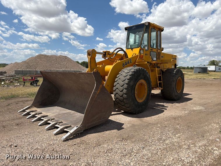 1991 John Deere 644E wheel loader - FM7602