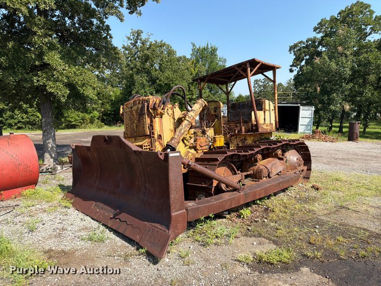 International TD20 dozer - FN2519