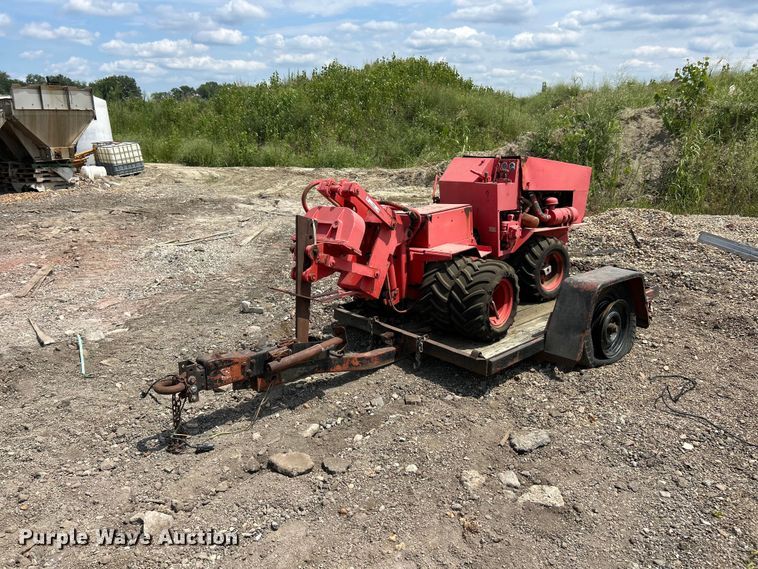 1984 Case Maxi Sneaker vibratory cable plow - FT6099