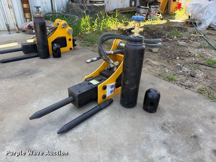 Typhon 0.8-2.5 Ton breaker - FU1006
