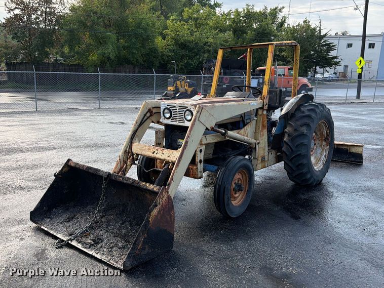Long 1563 tractor - FU4521
