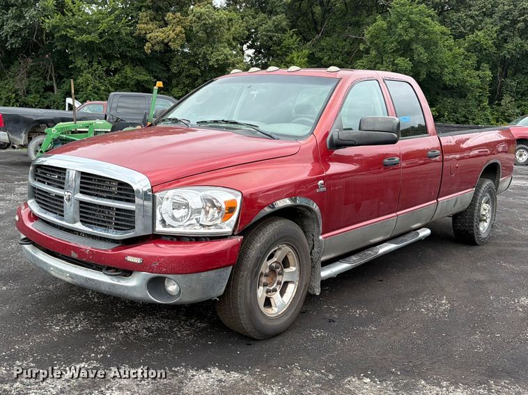 2008 Dodge Ram 3500 Ext. Cab pickup truck - FU4528