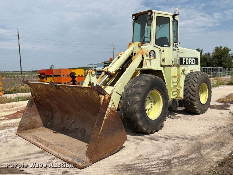 1982 Ford A-66 wheel loader - MZ9797