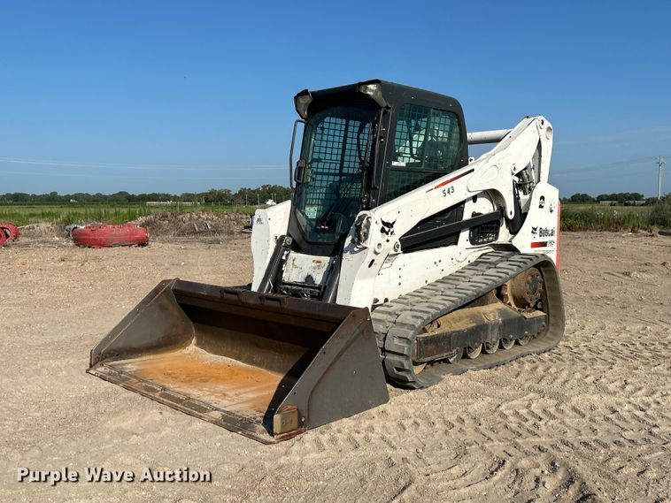 2016 Bobcat T750 tracked skid steer loader - NM9864