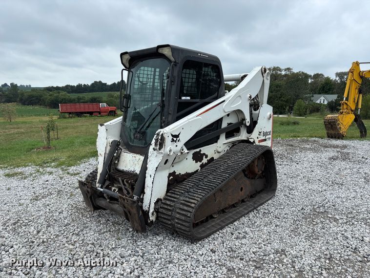 2011 Bobcat T750 tracked skid steer loader - NM9891