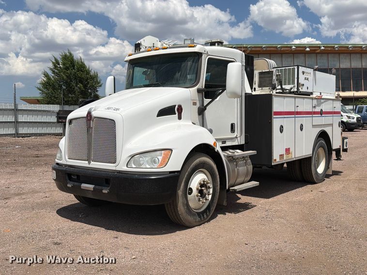 2013 Kenworth T370 utility / service truck - YA3821