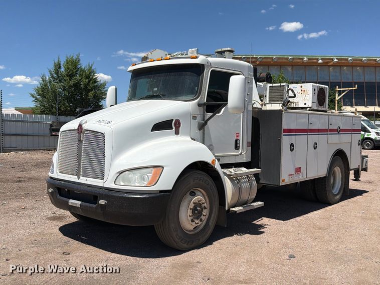 2013 Kenworth T370 utility / service truck - YA3822