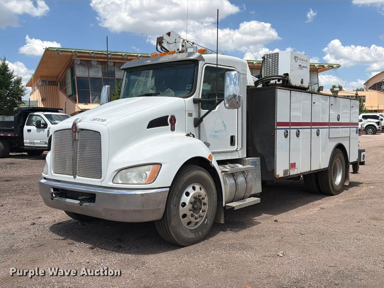 2015 Kenworth T370 utility / service truck - YA3823