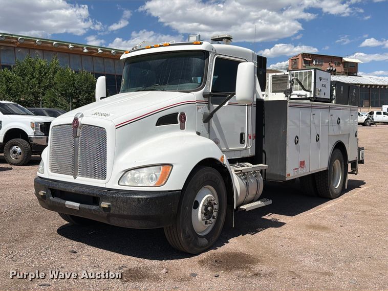 2013 Kenworth T370 utility / service truck - YA3829