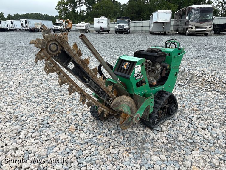 2017 Ditch Witch C16X trencher  - YA4125