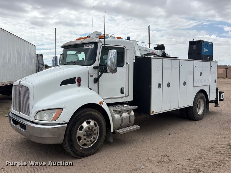 2013 Kenworth T370 utility / service truck - YA4150