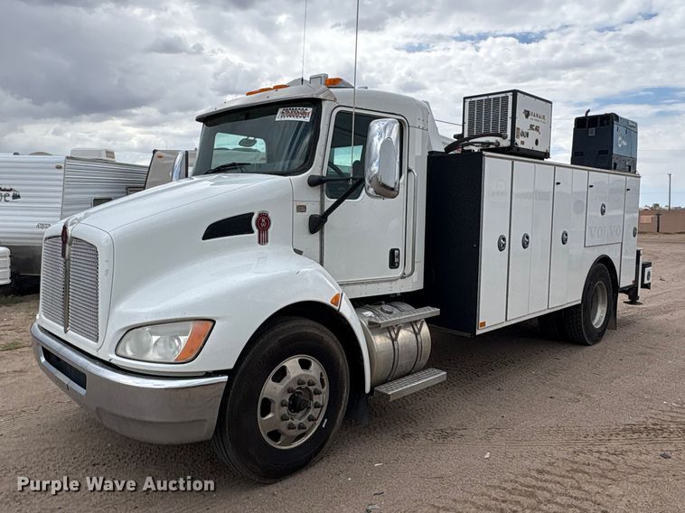 2013 Kenworth T370 utility / service truck - YA4151