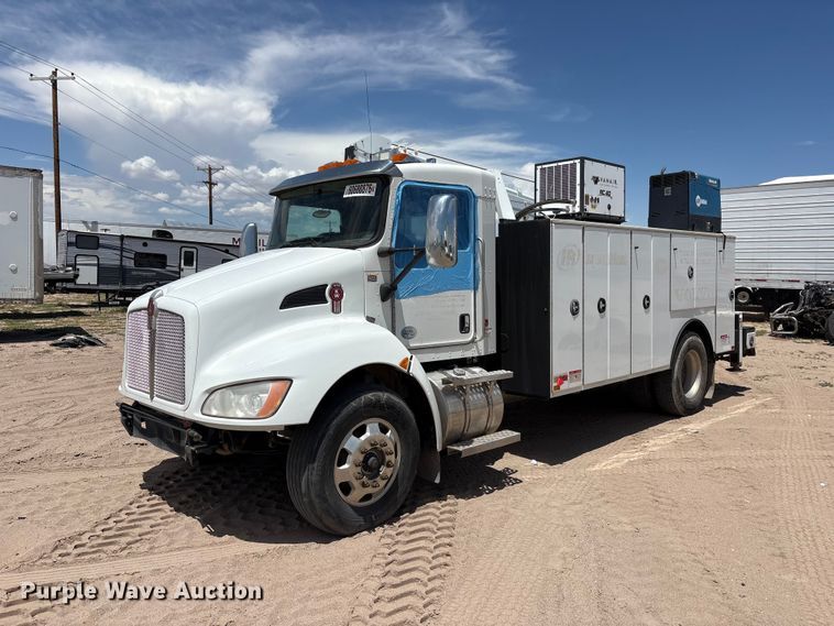 2013 Kenworth T370 utility / service truck - YA4152