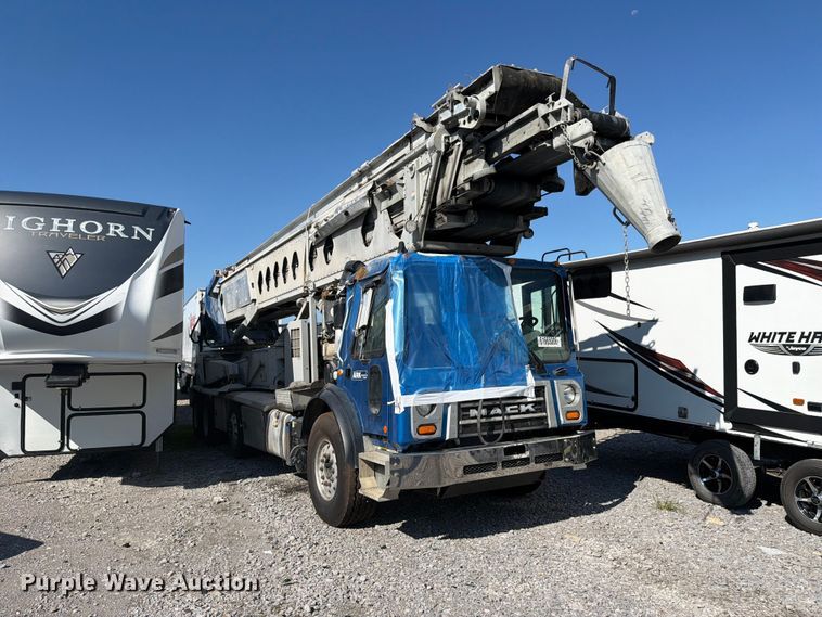 2023 Mack Terrapro material conveyor truck - YA4455