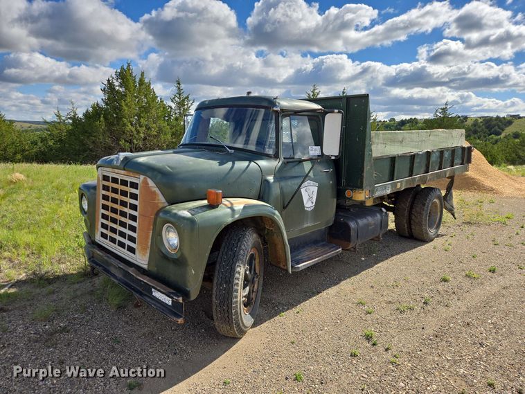 1978 International 1600 dump truck - DP8981