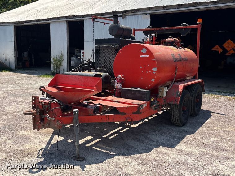 2011 Duraco Inc. 125DJT pothole patcher - ER3208