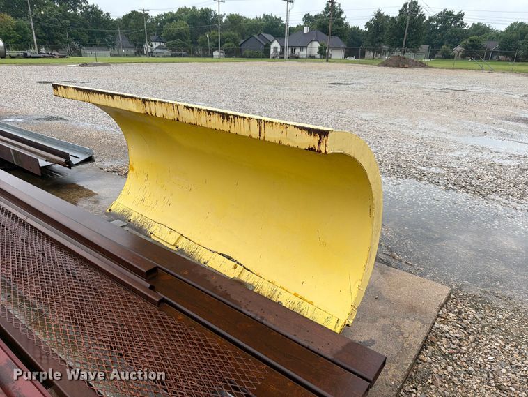 87" W snow plow - EV2356