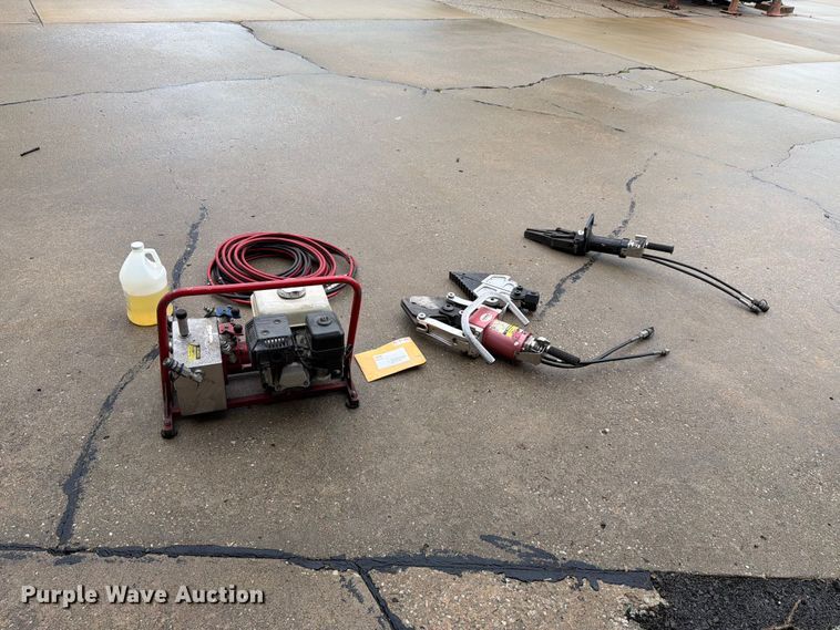 Champion Jaws of Life rescue tool - EV2368