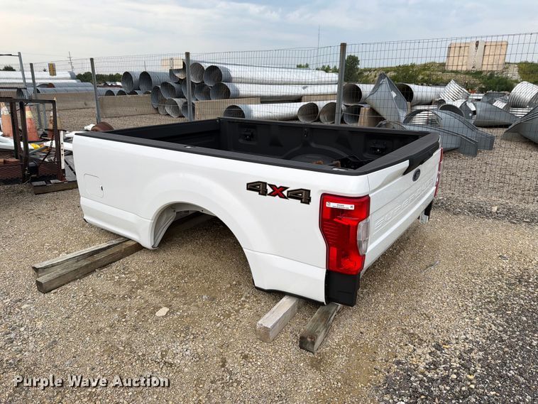 Ford pickup bed - EV2405