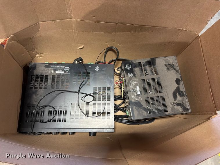 (3) amplifiers - EV2443