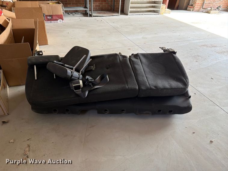 Pickup truck rear seat - EV2452