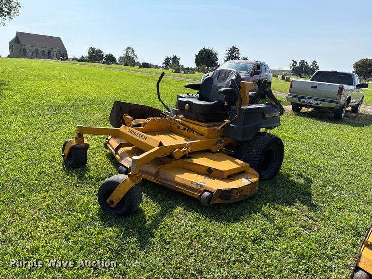 2021 Hustler Super Z 941187 ZTR lawn mower - EV2460