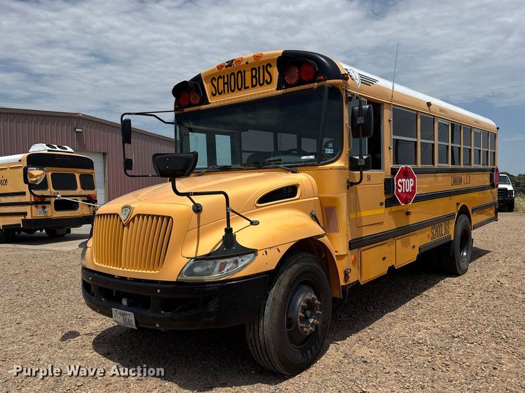 2012 IC PB10500 school bus - EW4138