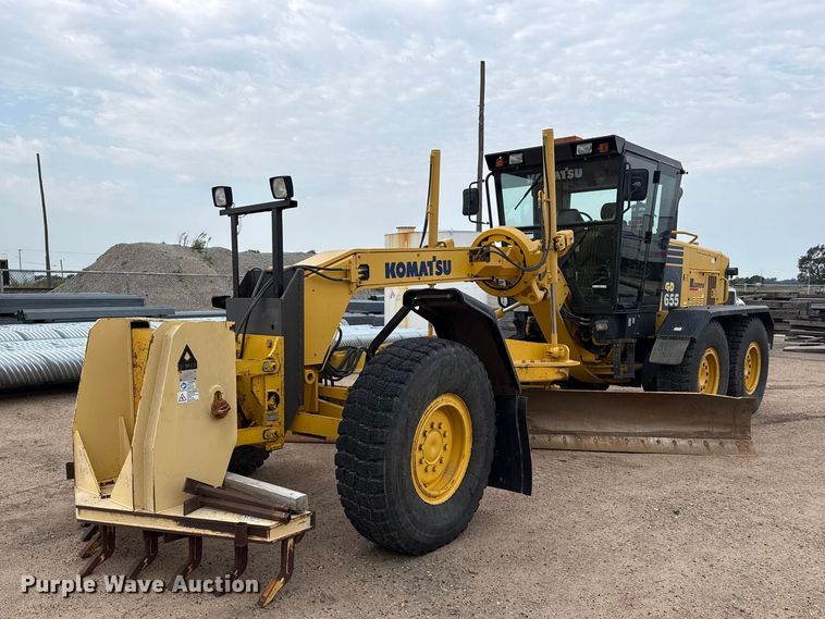 2006 Komatsu GD655 motor grader - EW4172