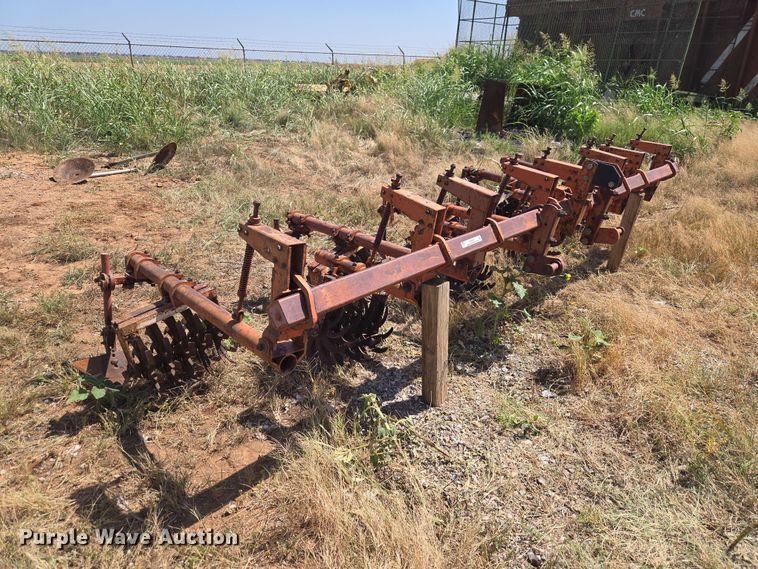 Row crop cultivator - EW8564