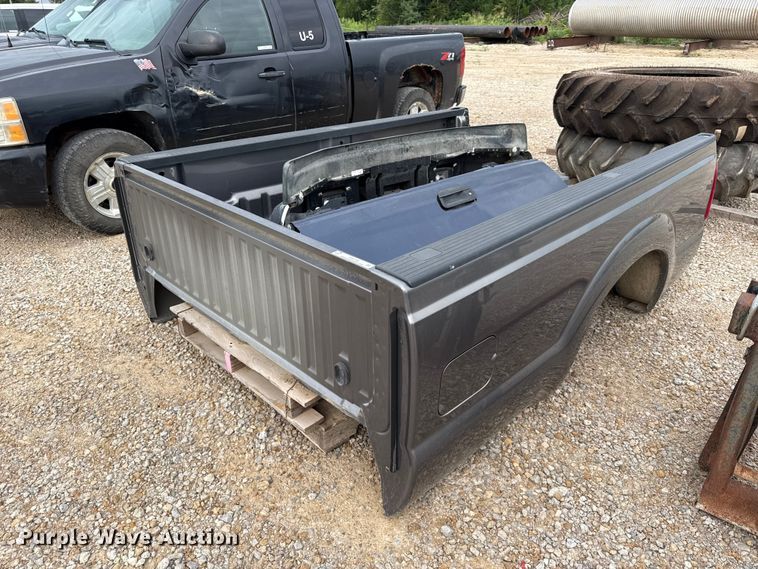 Ford pickup bed - EX2146