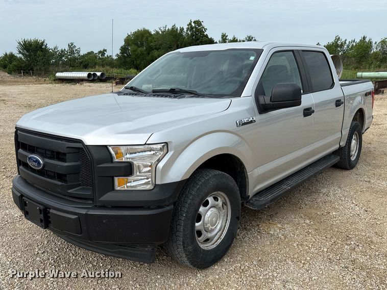 2017 Ford F150 XL Crew Cab pickup truck - EX2148