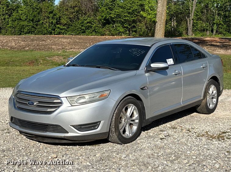 2013 Ford Taurus  - FG0280