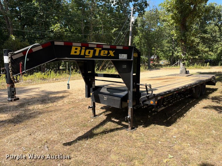 2022 Big Tex 14GN-20BK+5MR equipment trailer - FK5052
