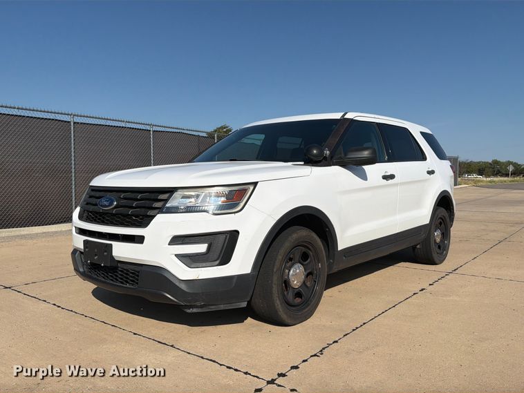 2017 Ford Explorer Police Interceptor SUV - MZ9762