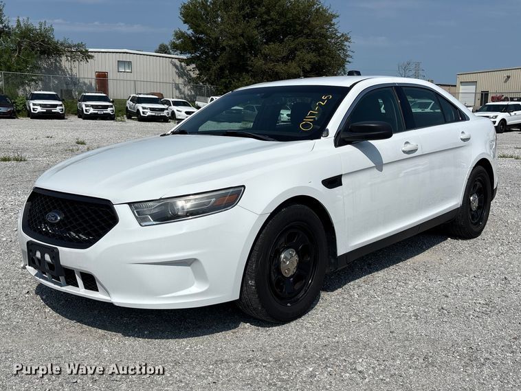 2017 Ford Taurus Police Interceptor  - NM9913