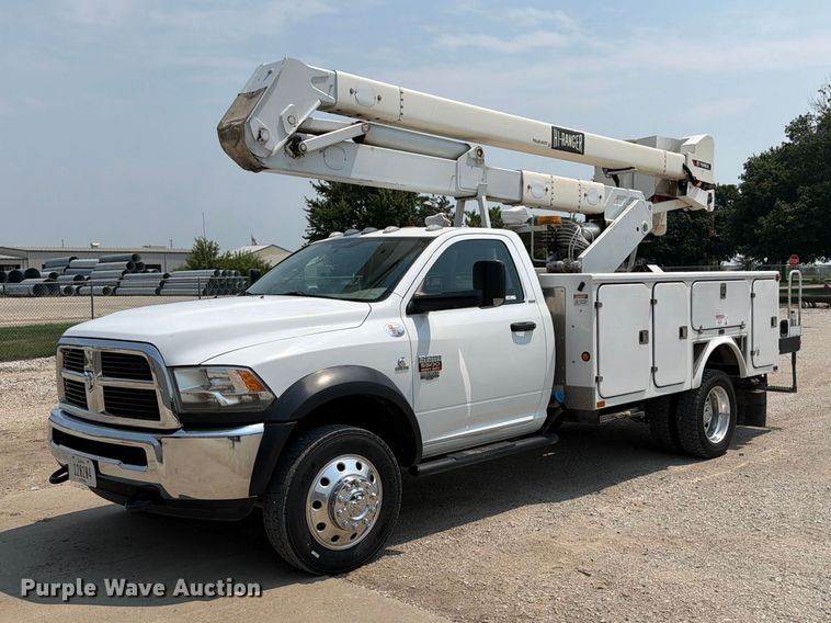 2012 Ram 5500 HD bucket truck - OE9669