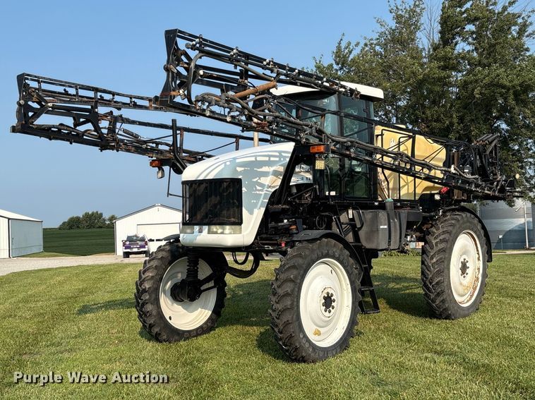 Spra-Coupe 7650 sprayer - DZ4522