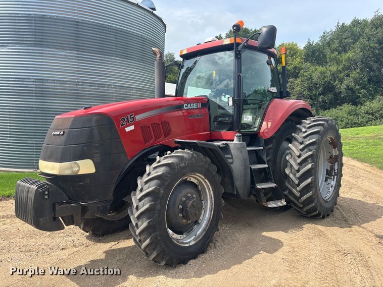 2009 Case IH Magnum 215 MFWD tractor - EA0422