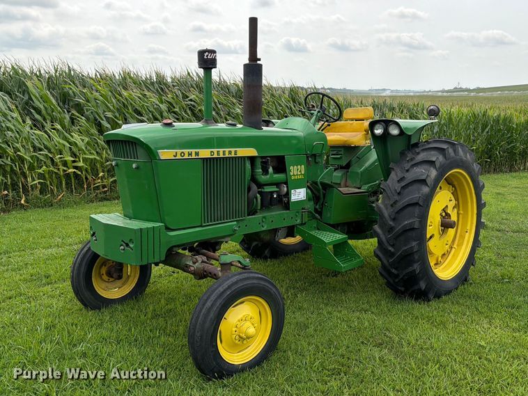 1967 John Deere 3020 Diesel tractor - EA0425