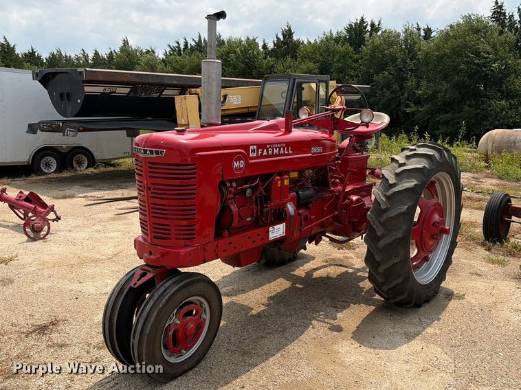 1951 McCormick Farmall M-D tractor - EA0430