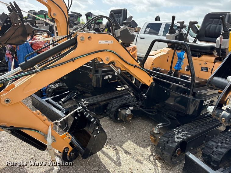 2024 Erie EM15 mini excavator - ET0157