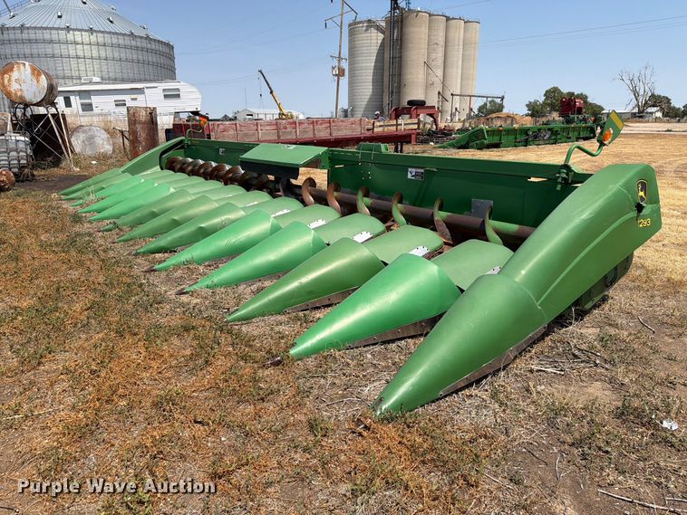 2005 John Deere 1293 corn head - EW8647